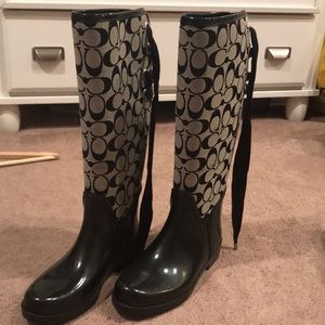 Rain boots